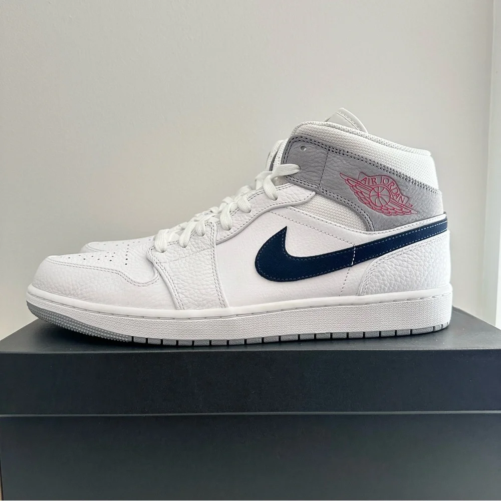 NIB Air Jordan 1 Men’s Mid Paris White Midnight Navy Sneakers Shoes Size 14